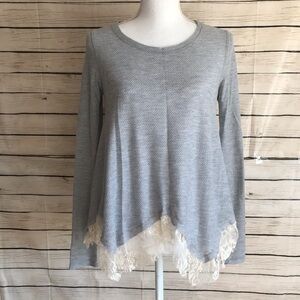 Xhilaration Long Sleeve Lace Trimmed Tee